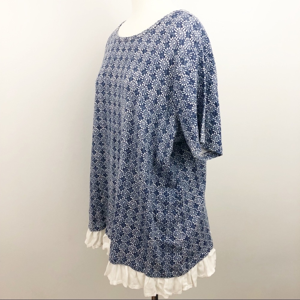 Tommy Hilfiger Top Size 1X - Picture 2 of 6